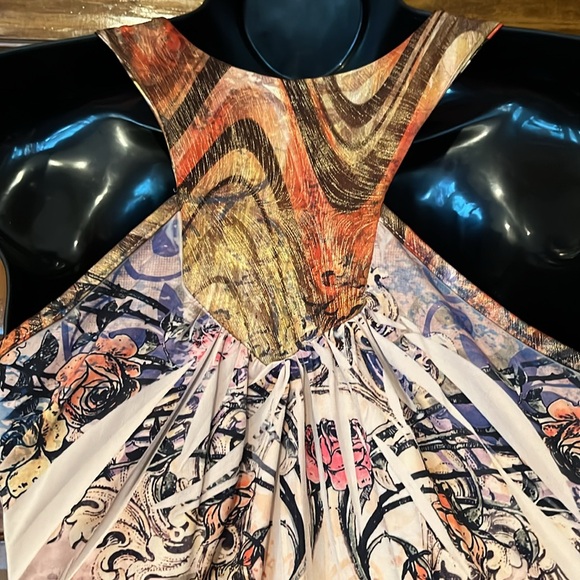 Tie Dye Stretchy Racer Back Tank Top - Picture 4 of 9